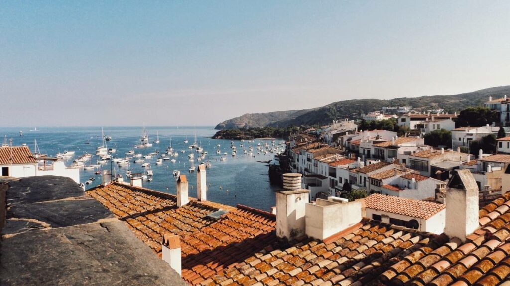 buy to rent in Spain