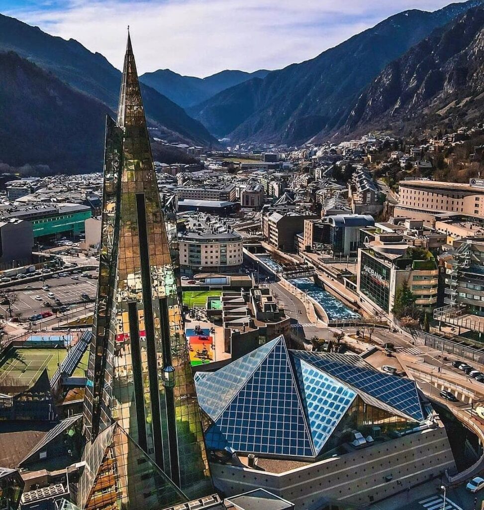 Living in andorra 